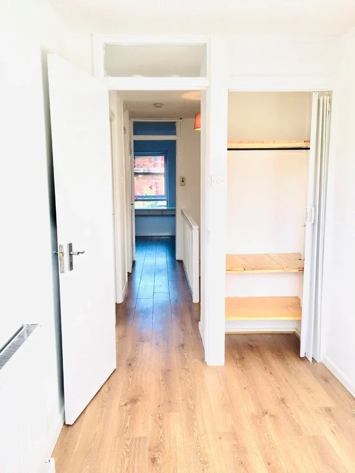 Flat Lovelinch Close in Greater London