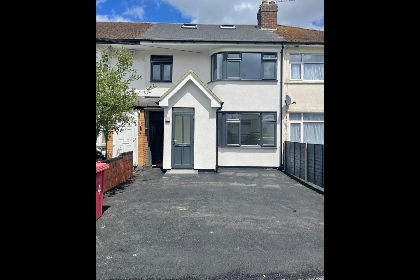 House Stanhope Road in Slough