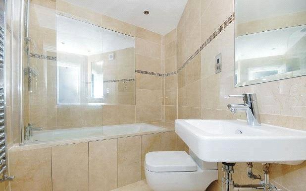 Flat Finchley Road in Greater London