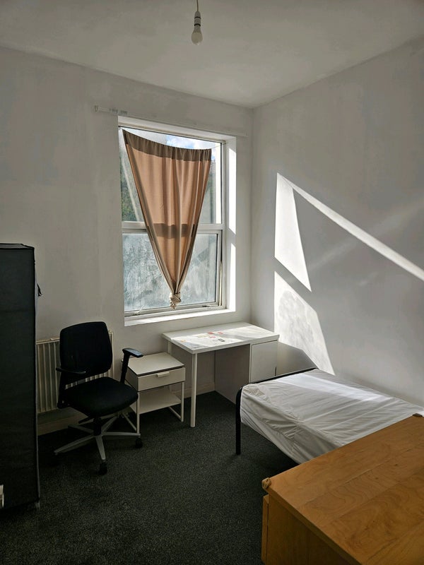 Room Weston Street in Greater London