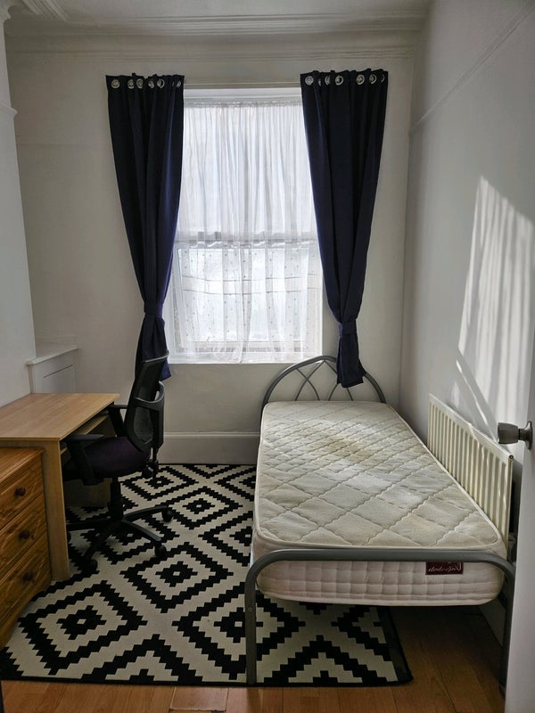 Room Weston Street in Greater London