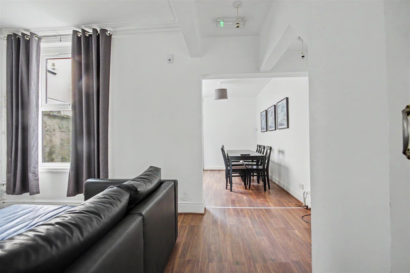 Room North Denes Road in Great Yarmouth