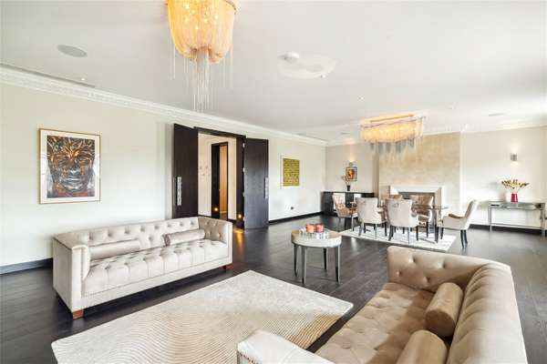 Flat Hyde Park Gardens in City of Westminster