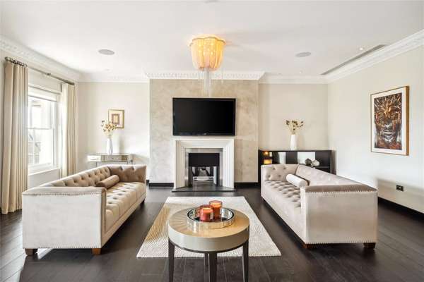 Flat Hyde Park Gardens in City of Westminster