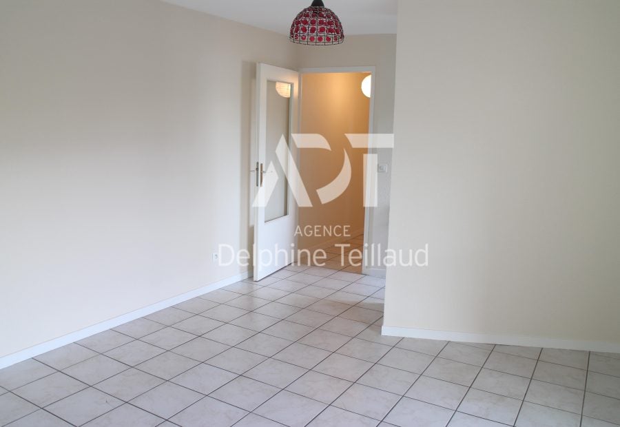 Appartement Rue Albert Recoura à Grenoble