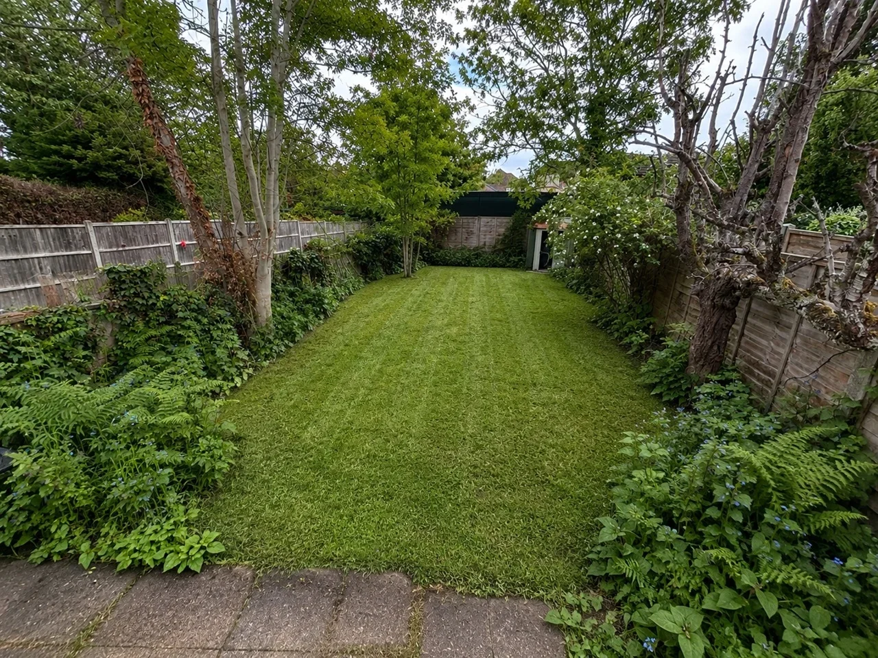 Flat The Limes Avenue in Greater London