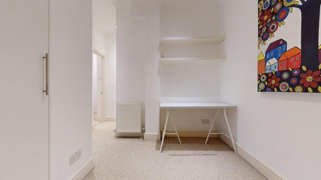 Flat Berners Mews in City of Westminster