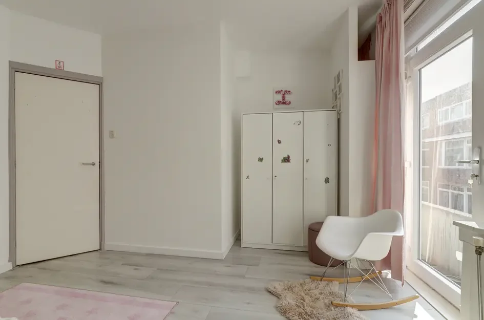 Tussenwoning te koop: Halleystraat 11, Schiedam