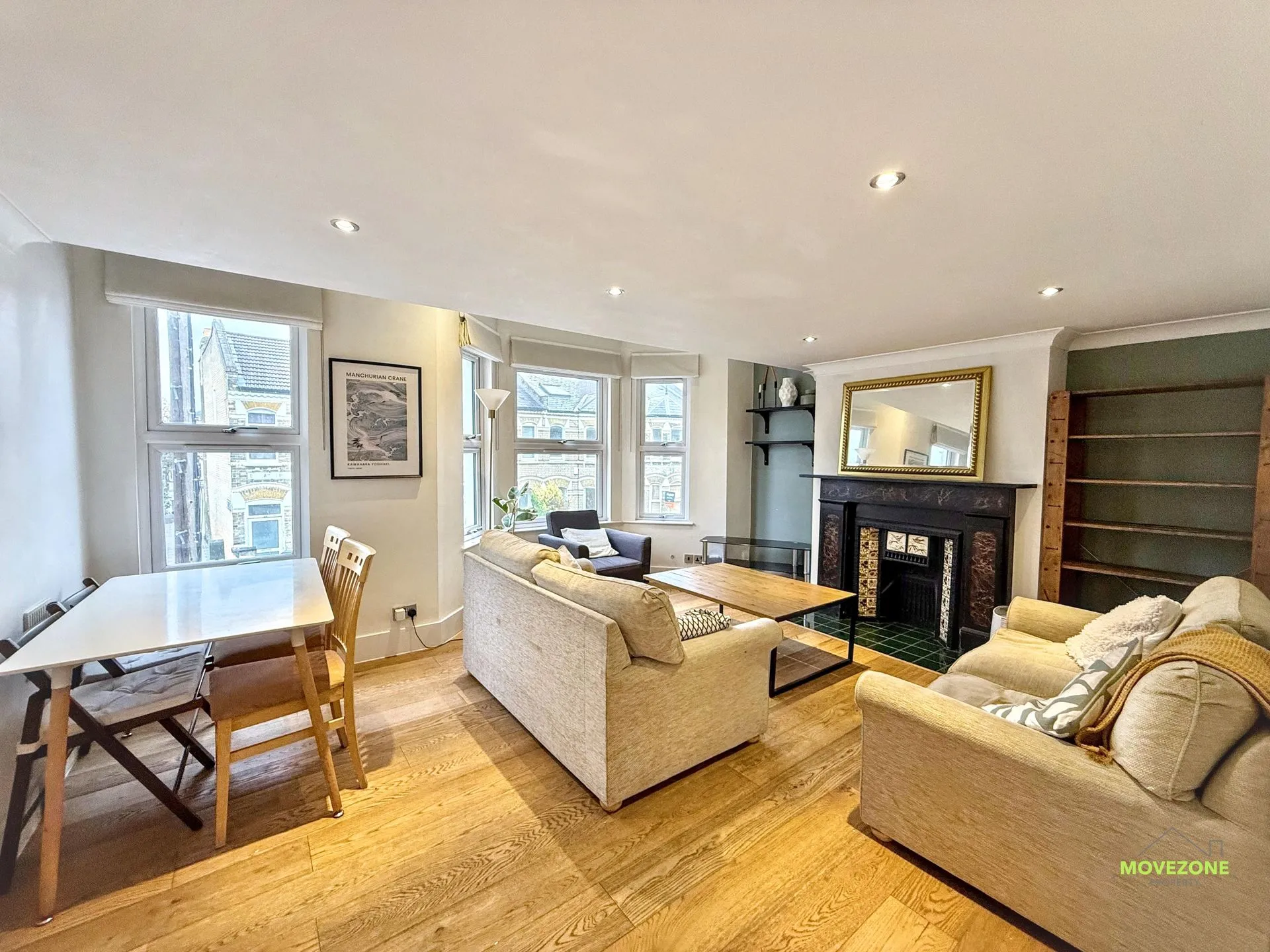 Flat Ballater Road in London