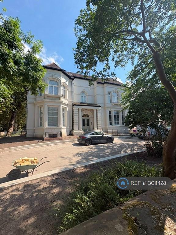 Flat Ullet Road in Liverpool