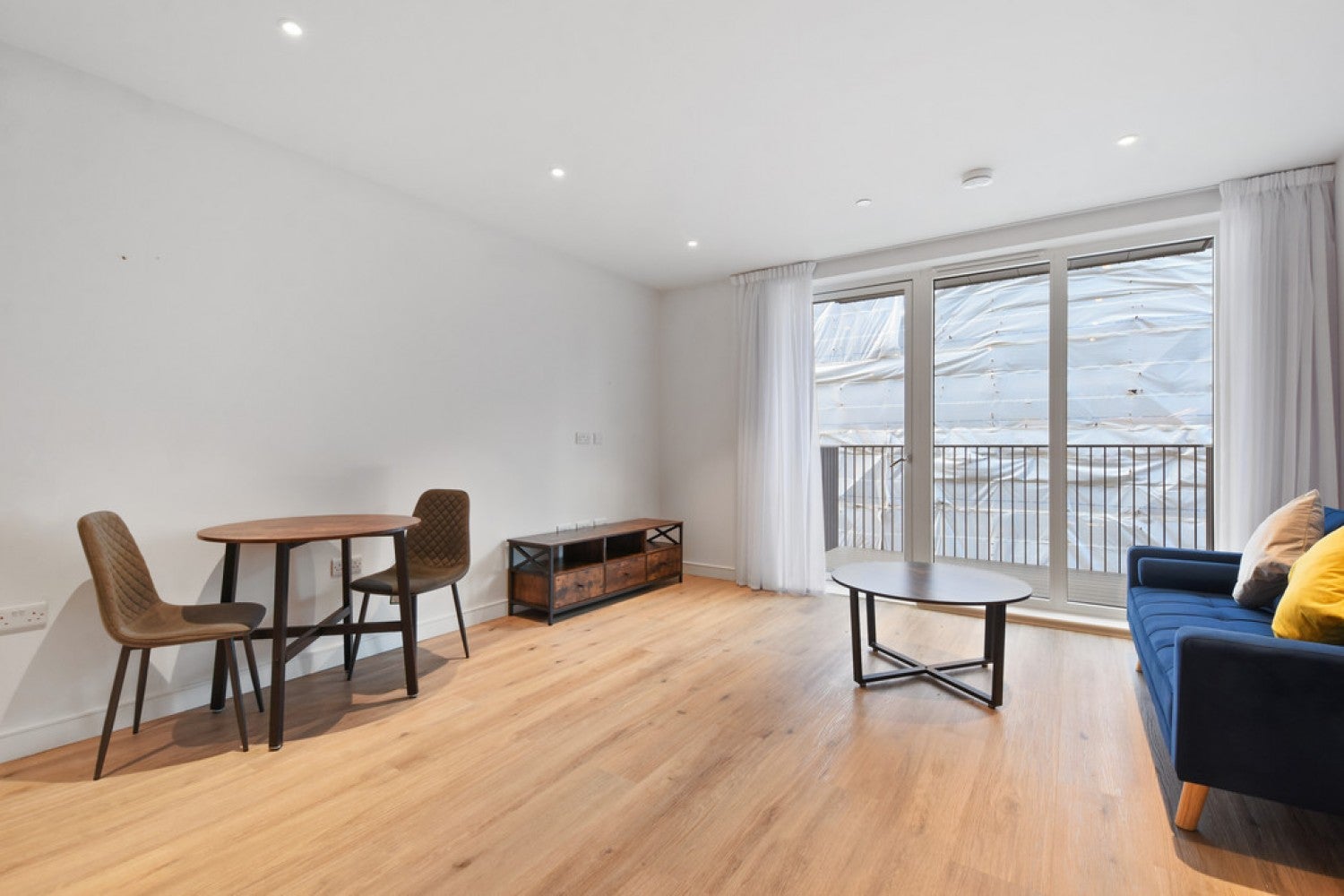 Flat Seva Drive in Greater London