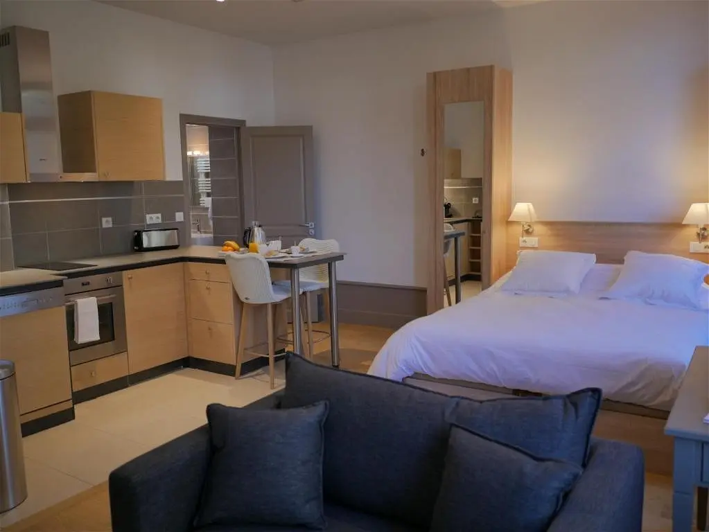 Flat Rue Claude Thion in Tours