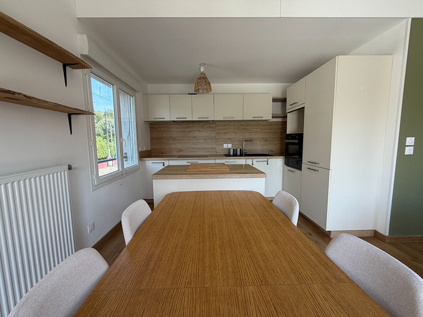 Flat Rue Hélène in Neuville-sur-Saône