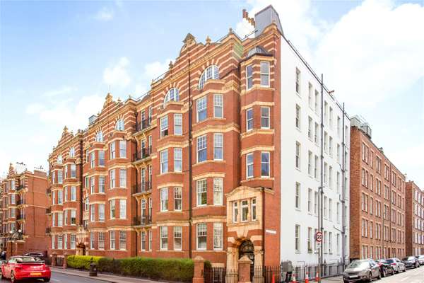Flat Lower Richmond Road in Greater London