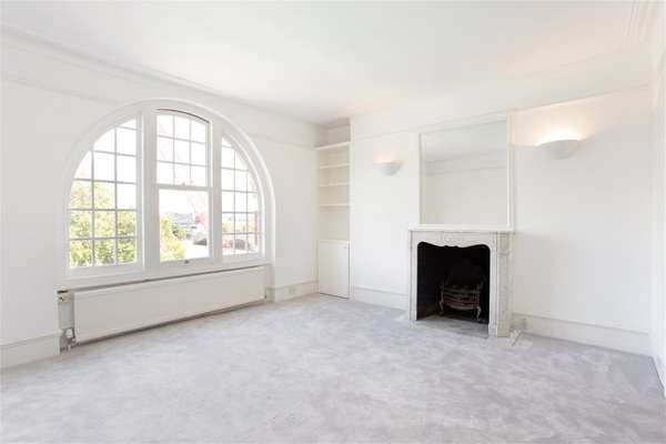 Flat Lower Richmond Road in Greater London