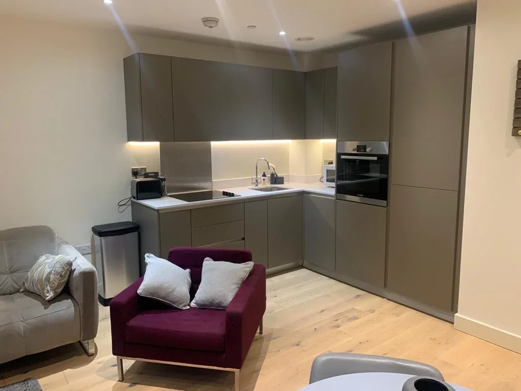 Flat New Warren Lane in Greater London