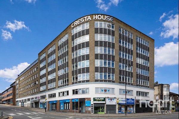 Flat Sheepen Place in Colchester