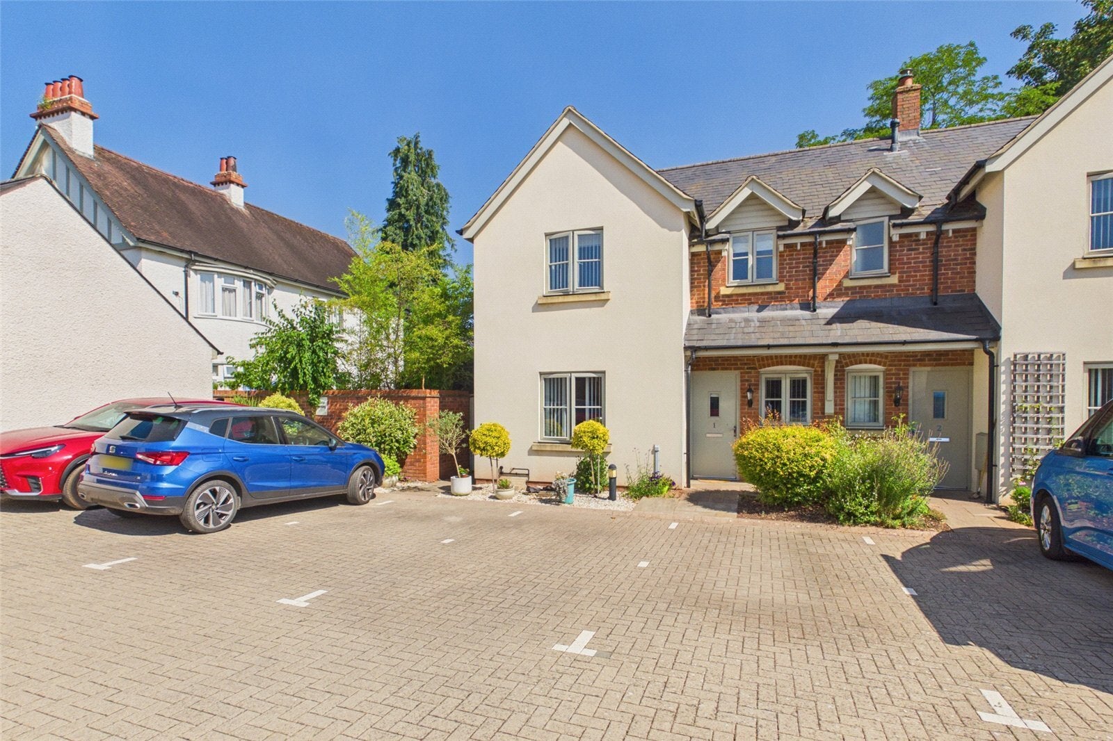 House B4234 in Coughton