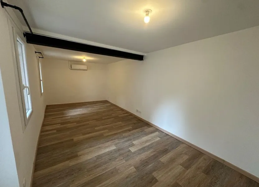 Appartement Chemin de Montaud à Saint-Jean-de-Cornies