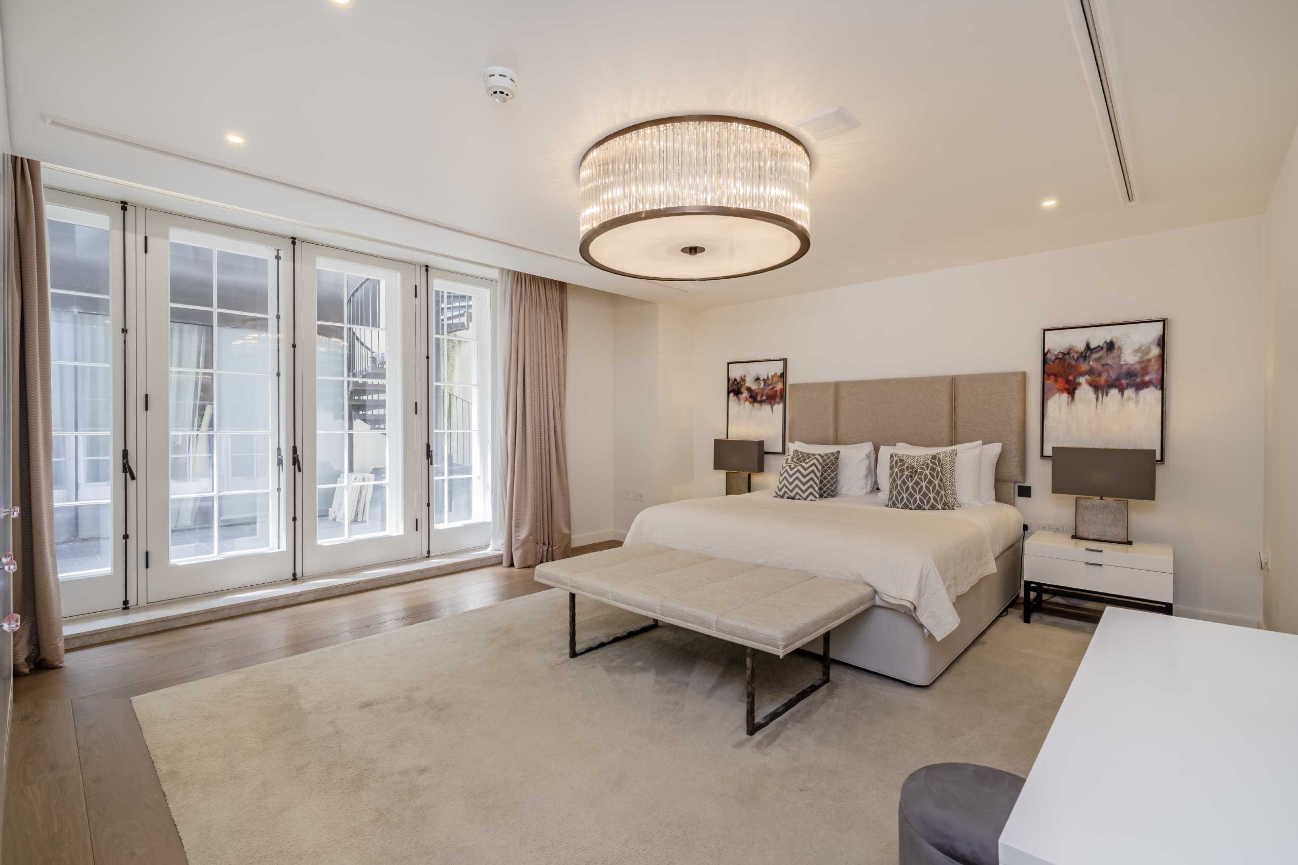 Flat Connaught Place in City of Westminster