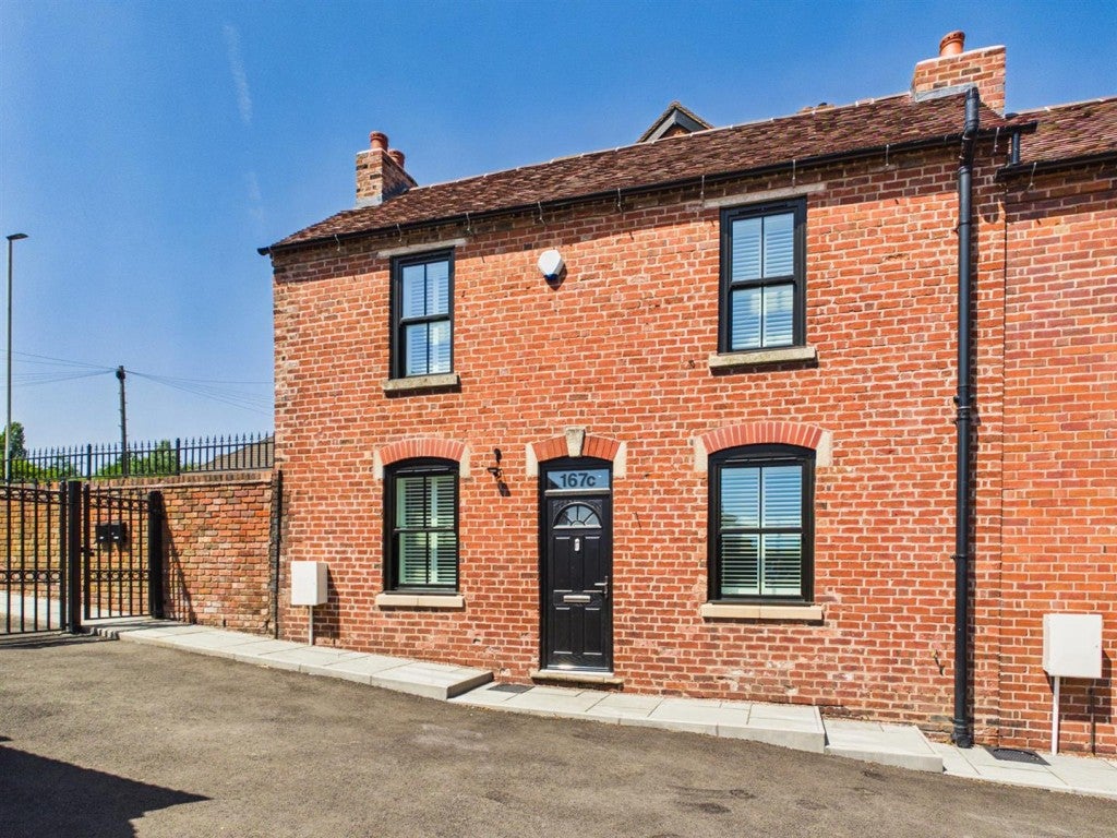 House Commonside in Dudley