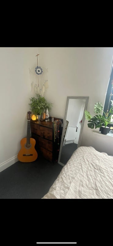 Room West Street in Bristol