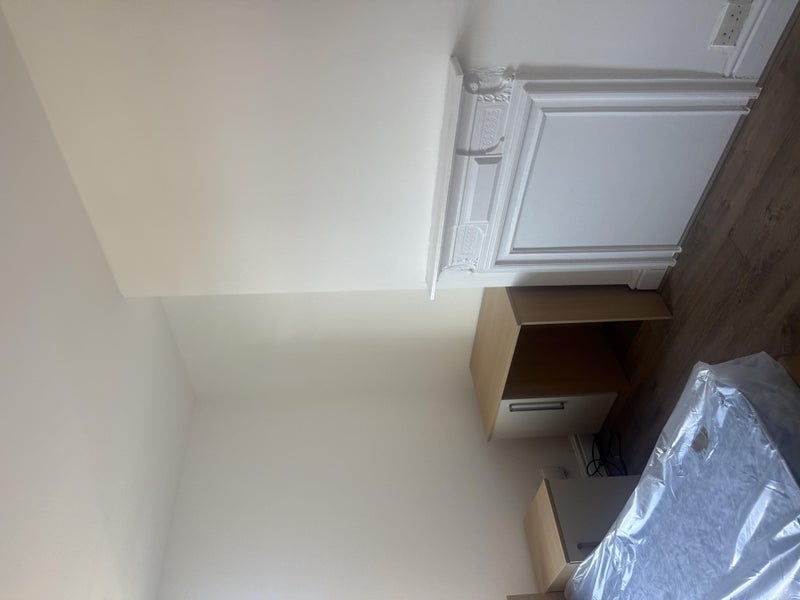 Room Derby Road in Manchester