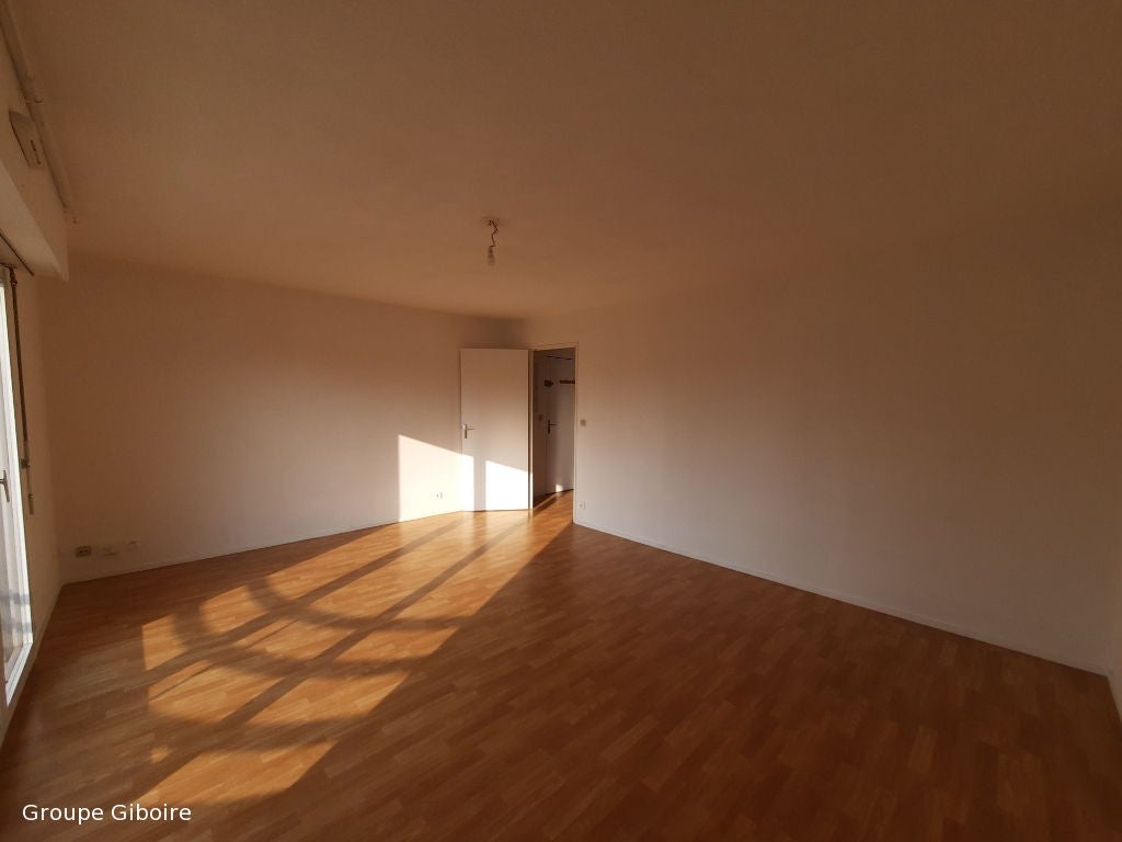 Appartement Square Général Guy Delfosse à Rennes
