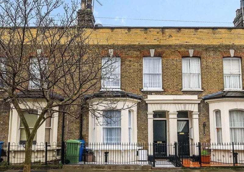 Room Freemantle Street in Greater London