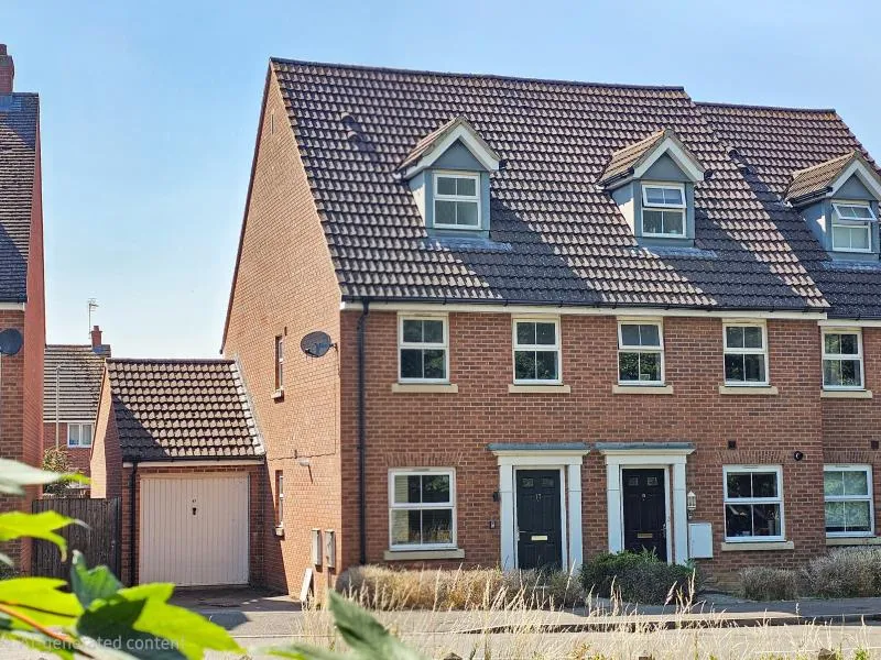 House Sealand Way in Gloucester