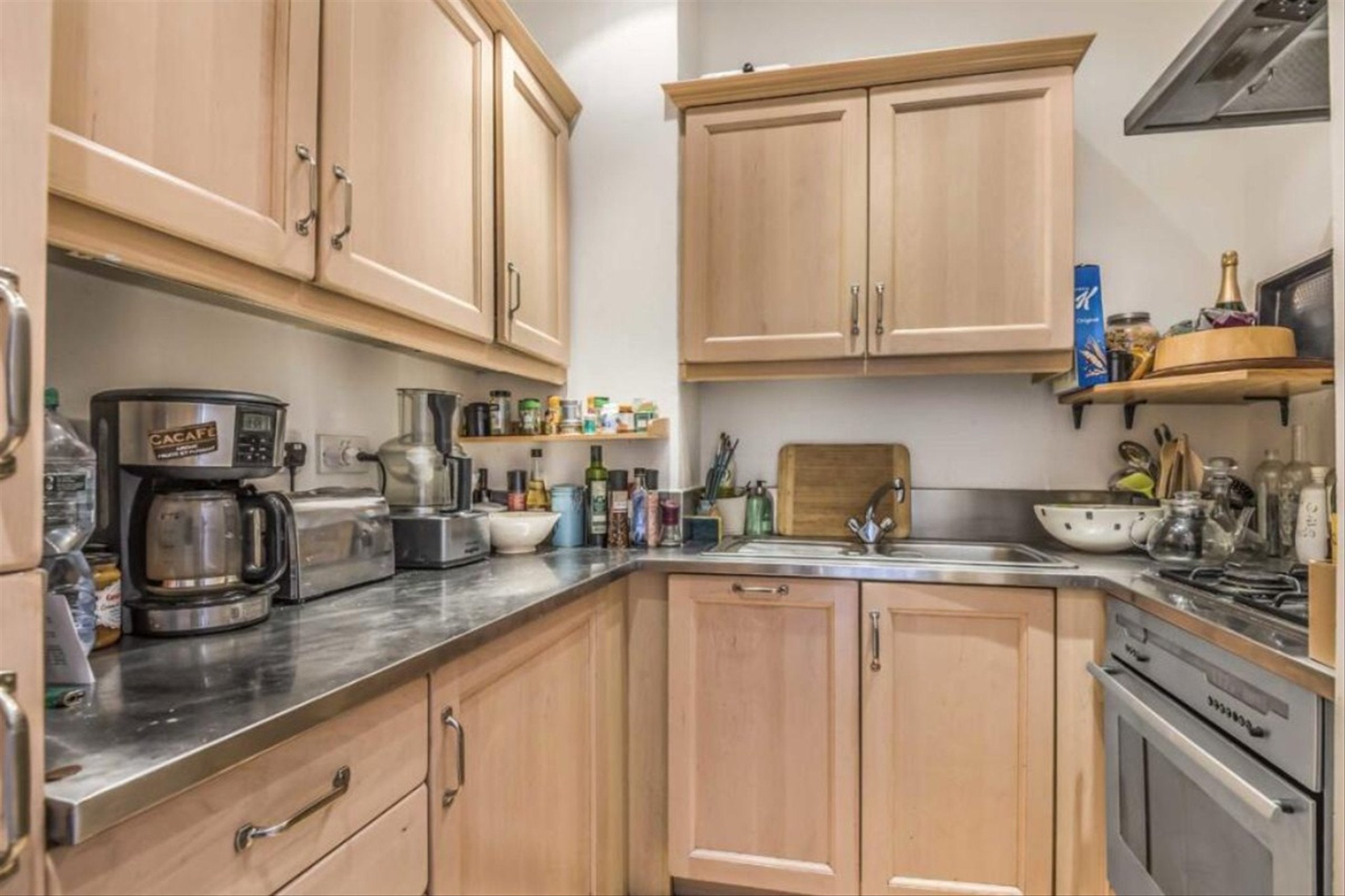 Flat Nevern Square in Greater London