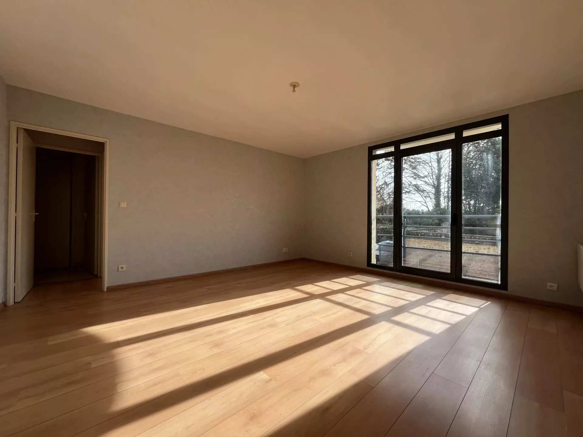 Flat Rue Henri Dunant in Luisant