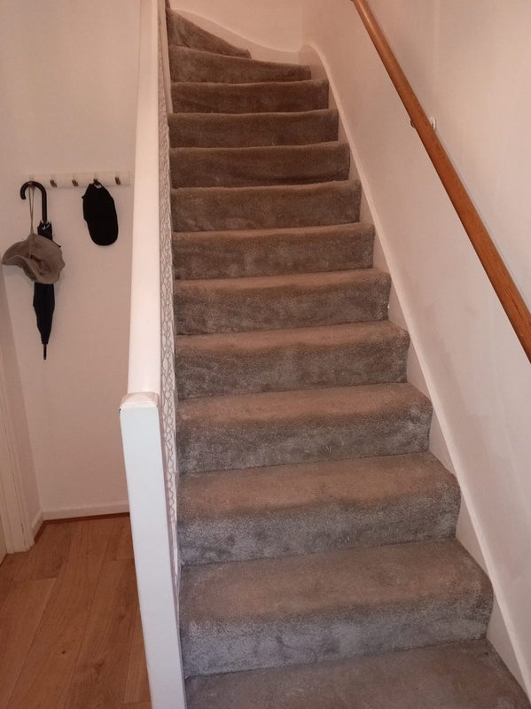 Room Moorside Road in Greater London