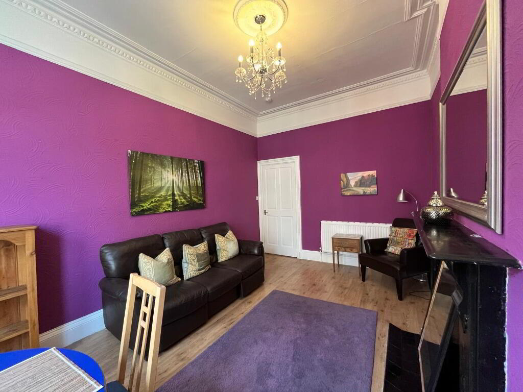 Flat New Mart Road in City of Edinburgh