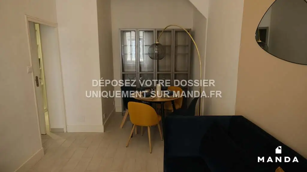 Flat Rue Espérandieu in Marseille