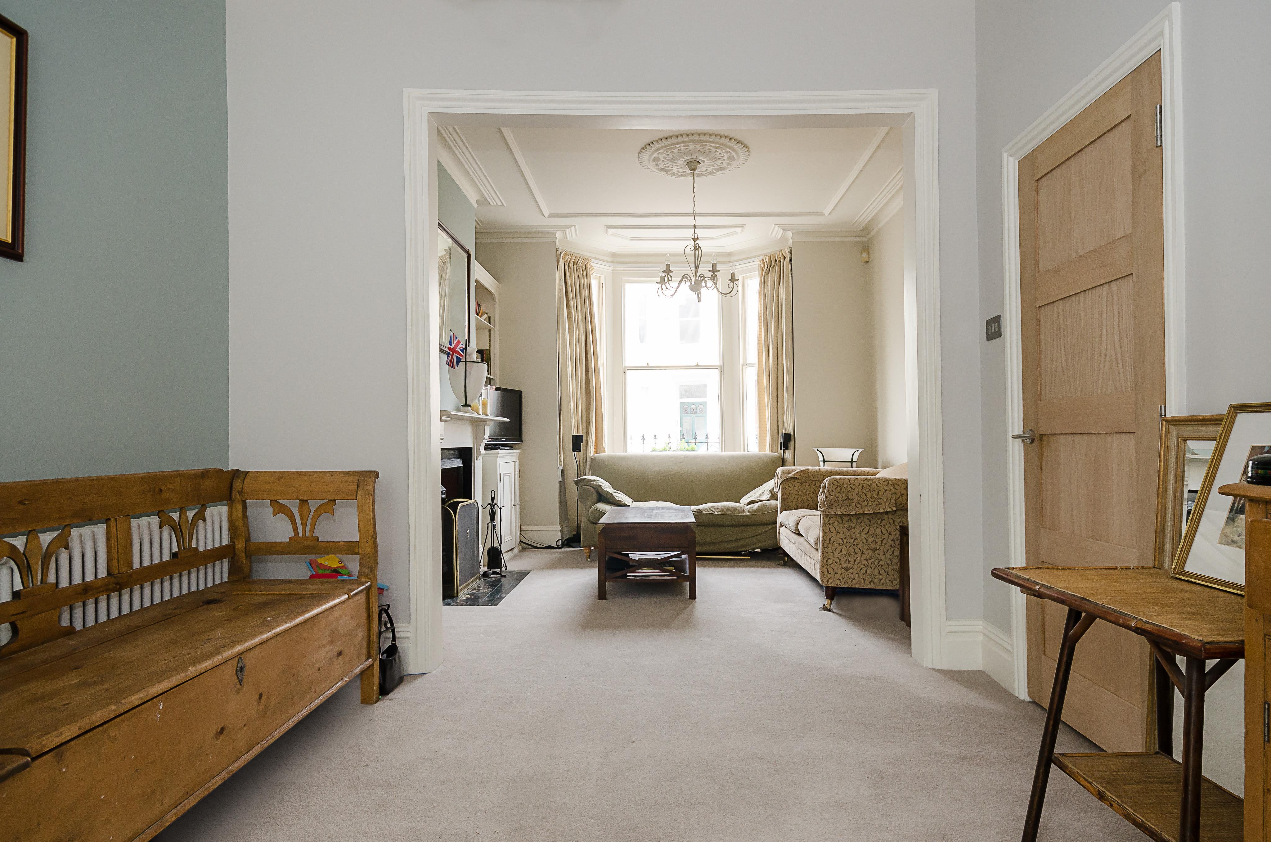 House Tregarvon Road in Greater London