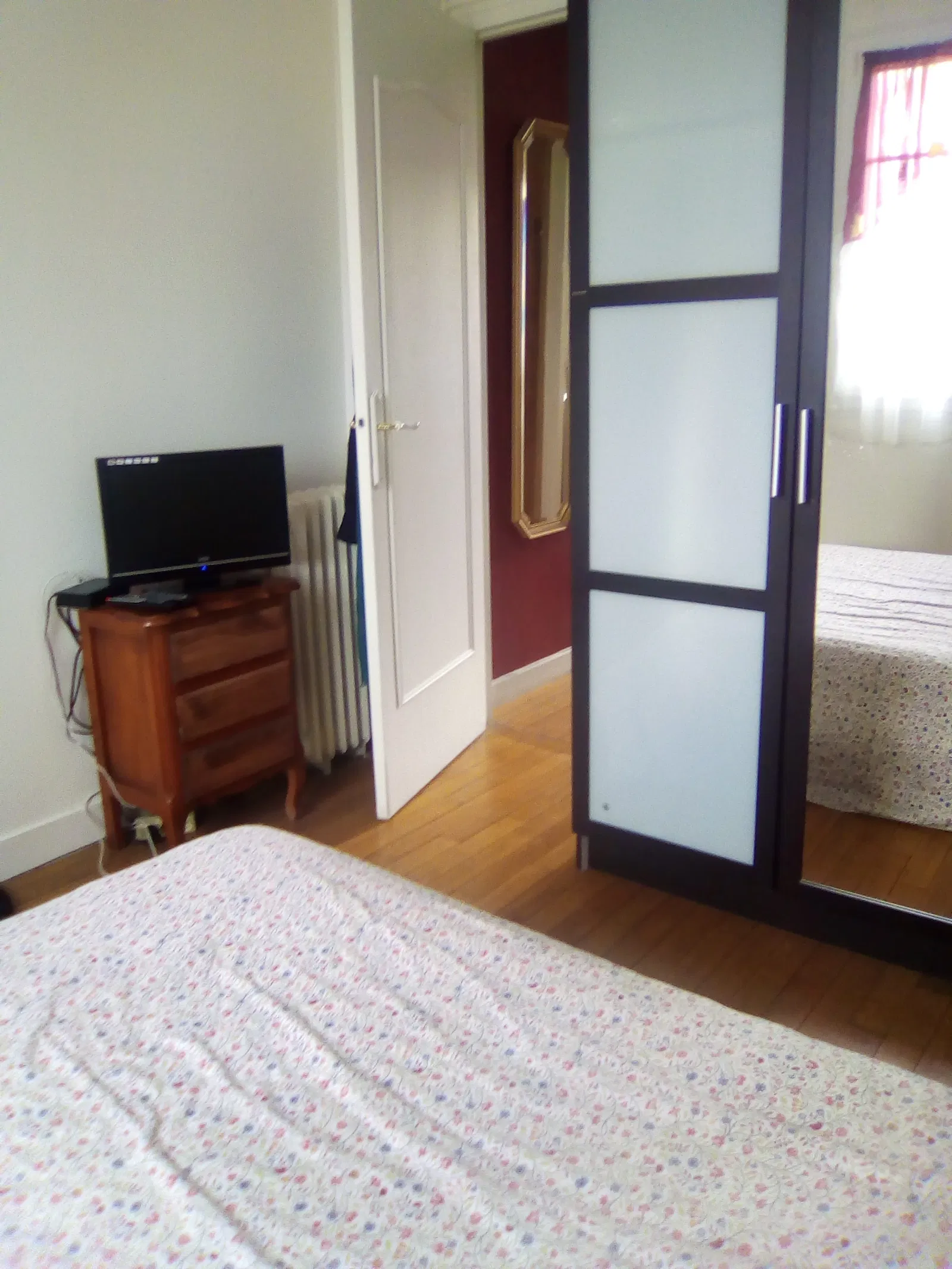 Chambre Rue du Général Gallieni à Villiers-sur-Marne