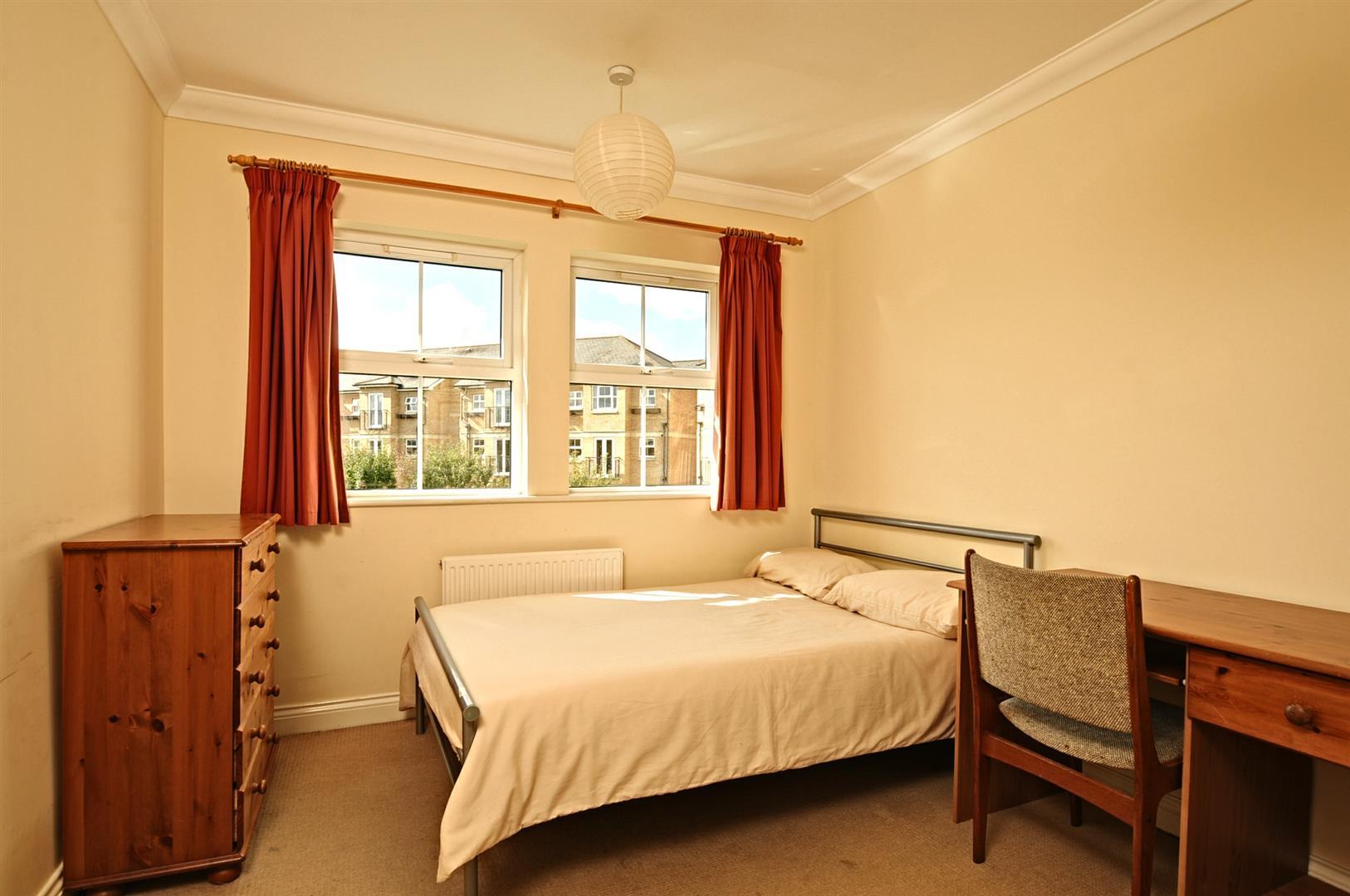 Flat Venneit Close in Oxford