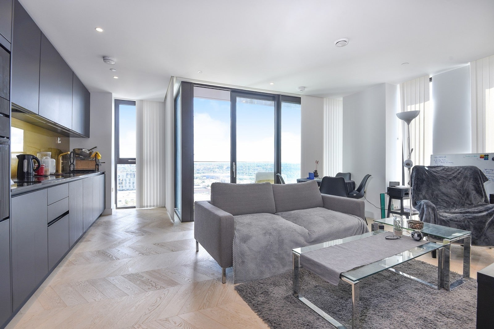 Flat Blackheath Avenue in Greater London