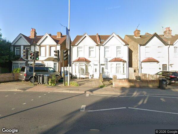House Kingston Road in Greater London