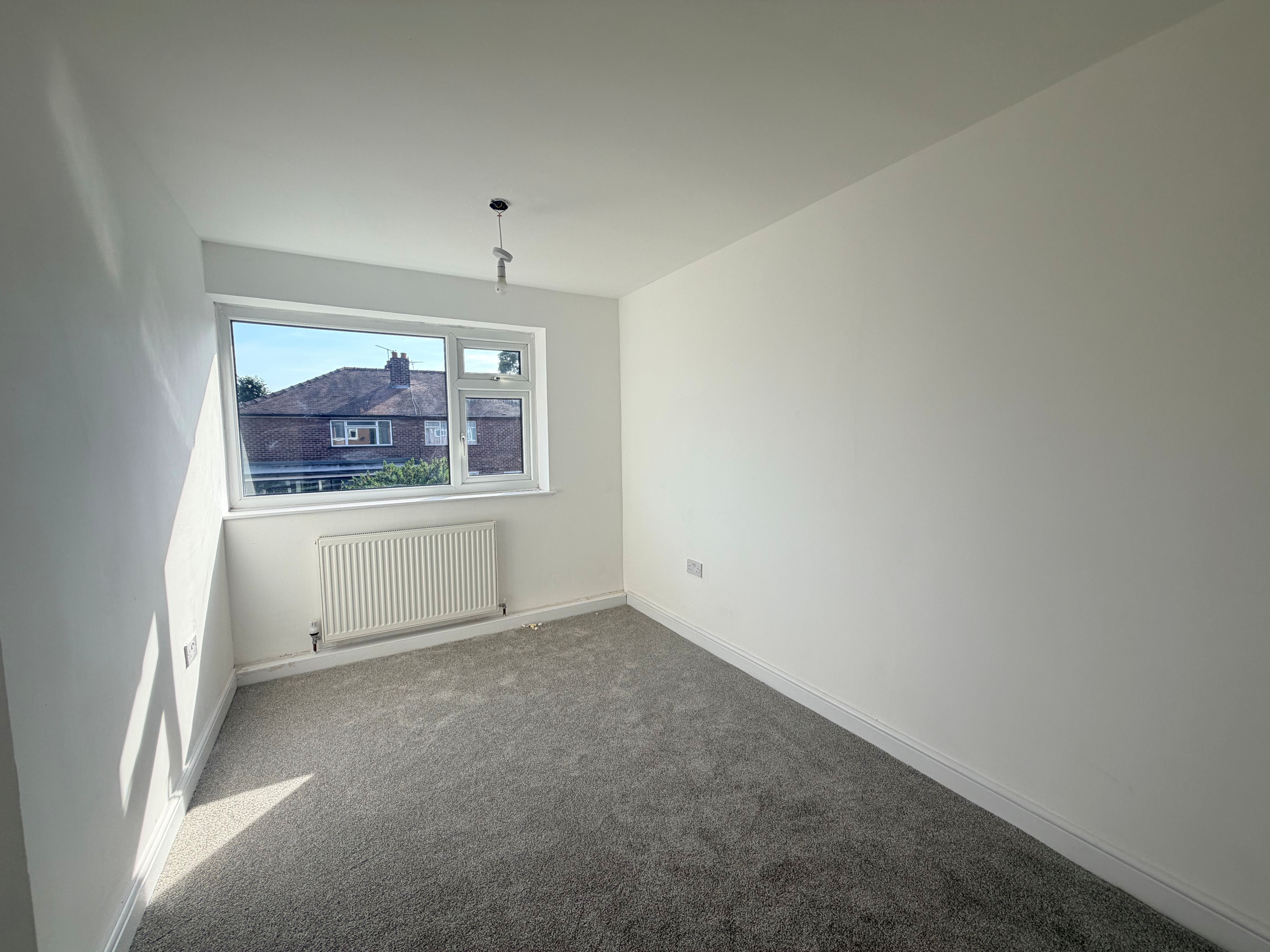House Lincoln Grove in Trafford