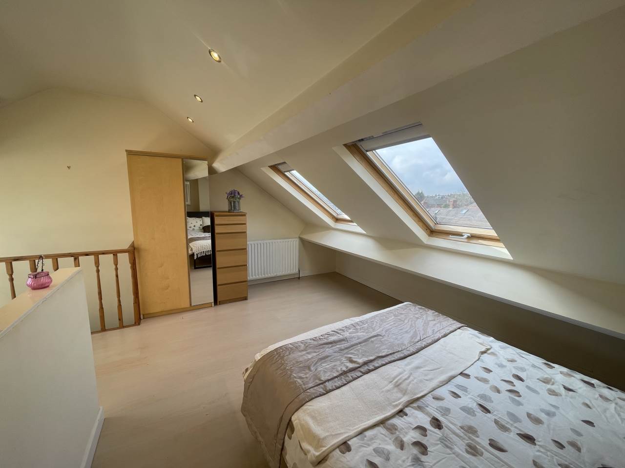 Room Back Sunnybank Avenue in Leeds