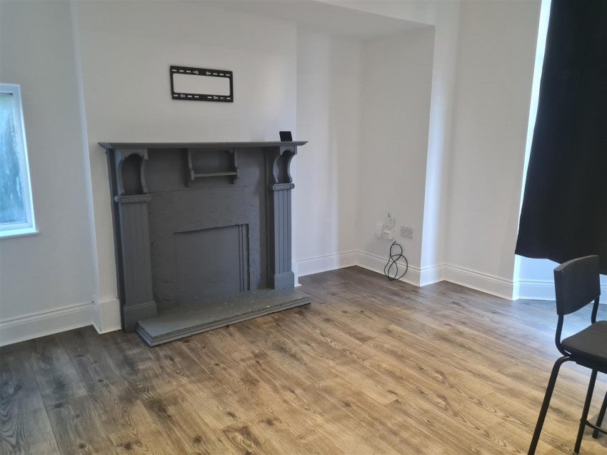 Flat Ramsdale Crescent in Nottingham