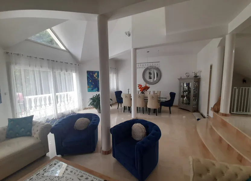 Maison Rue Pablo Picasso à Chevilly-Larue