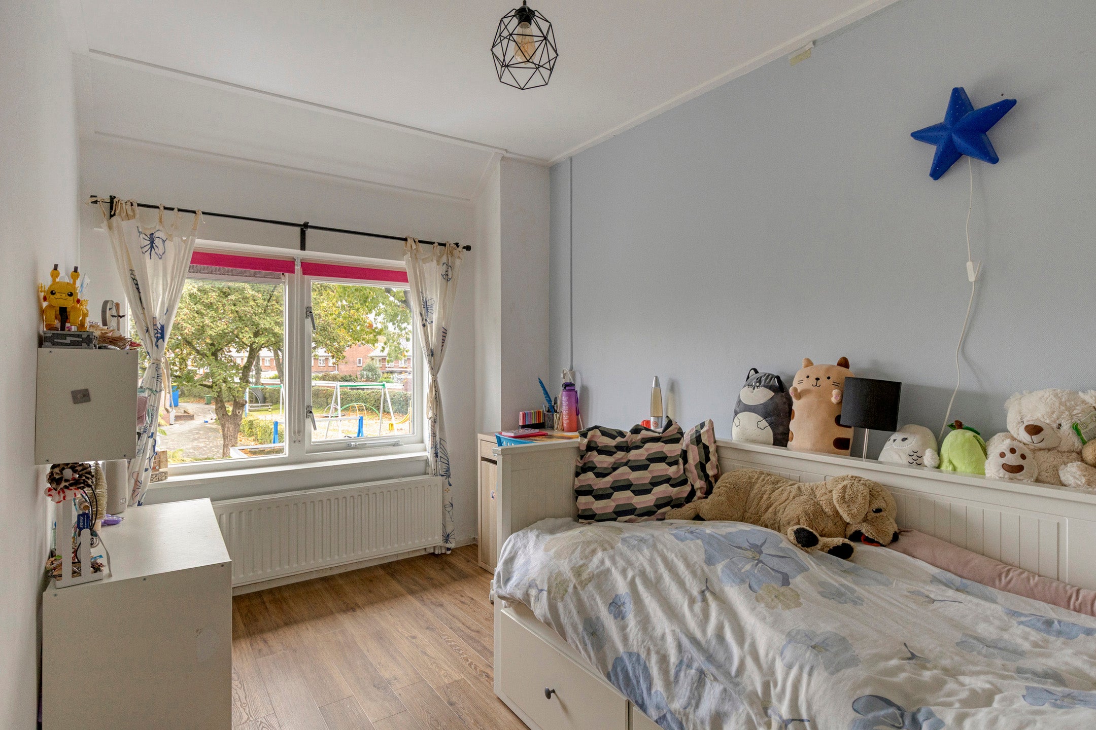 Tussenwoning te koop: Sumatralaan 20, Zeist
