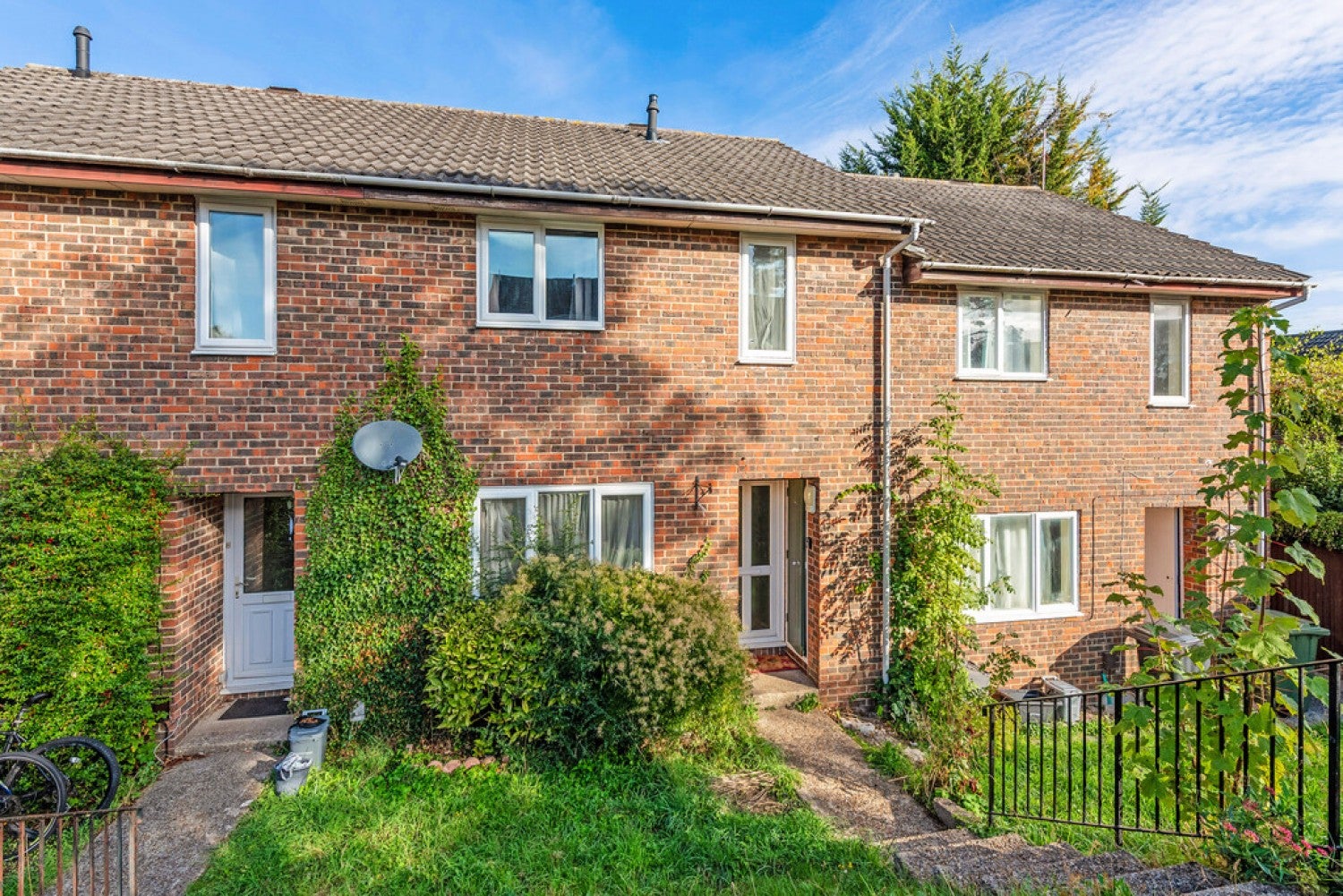 House May Tree Close in Winchester
