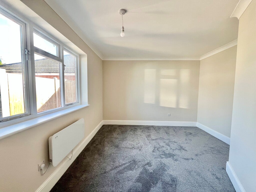 Flat Blandford Close in Greater London