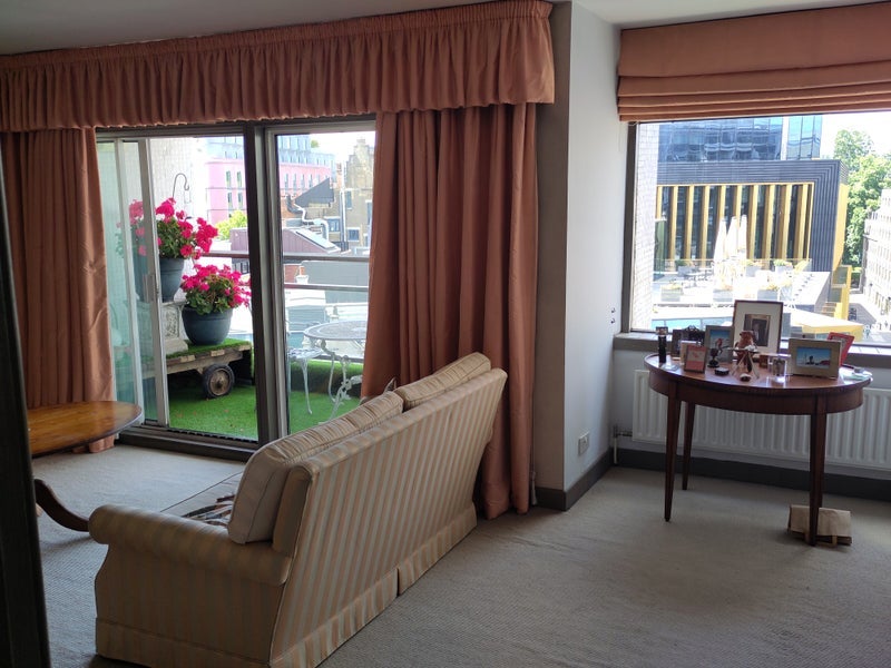 Room St Giles Square in Greater London