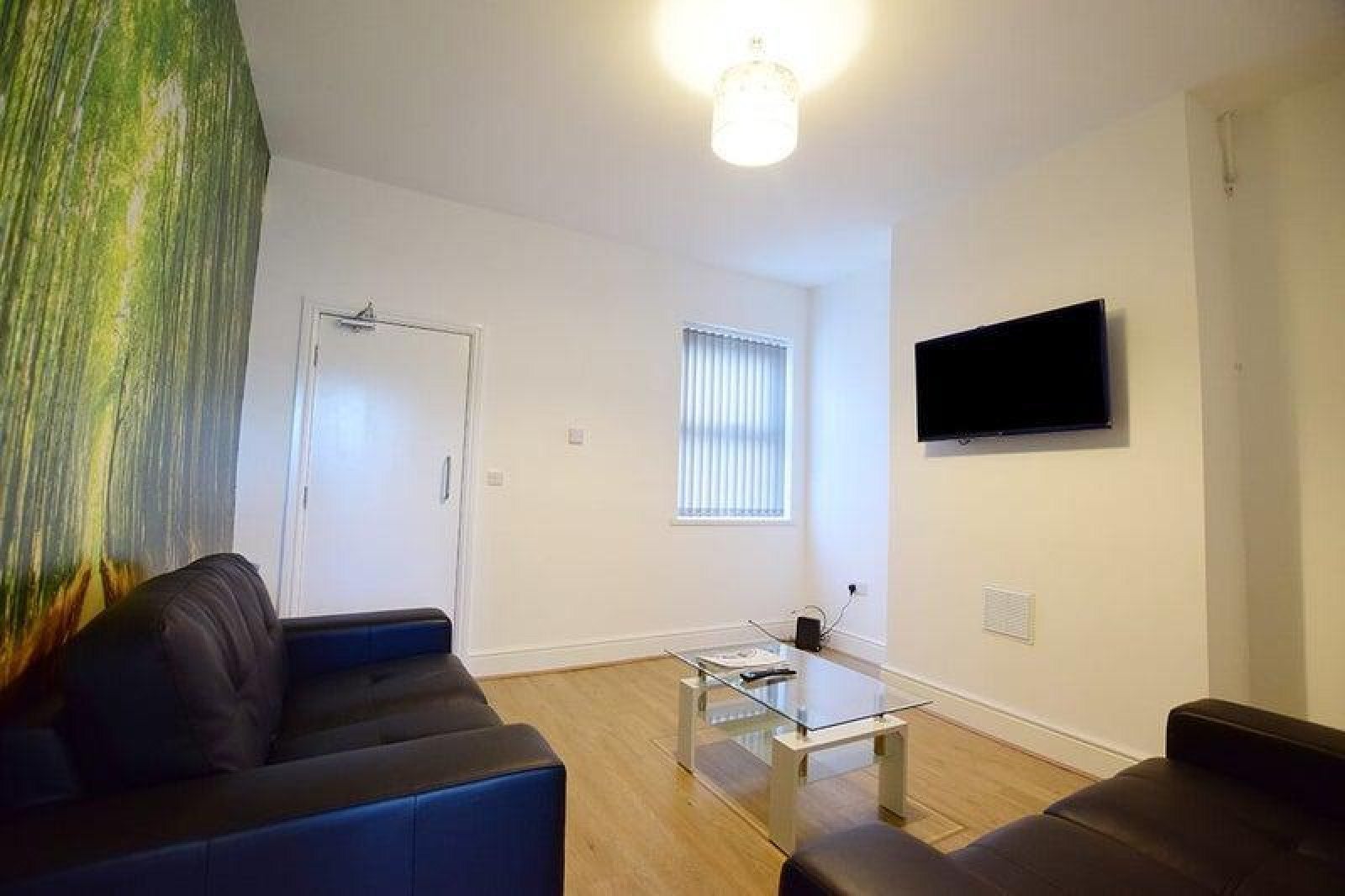 Flat Ashford Street in Stoke-on-Trent