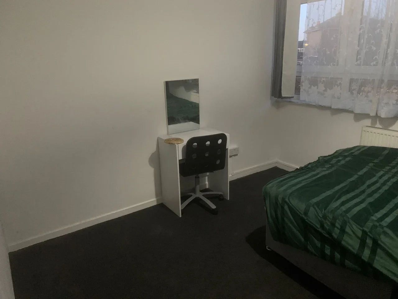 Room Dornberg Close in Greater London